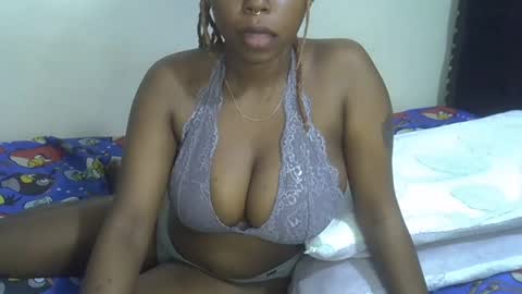 Snapshot of dime010 chatting on 02.13.25 dime online show from 02.13.25