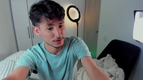 Snapshot of dimitri_targaryen chatting on 12.29.24 Fabian online show from 12.29.24