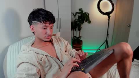 Snapshot of dimitri_targaryen chatting on 01.06.25 Fabian online show from 01.06.25