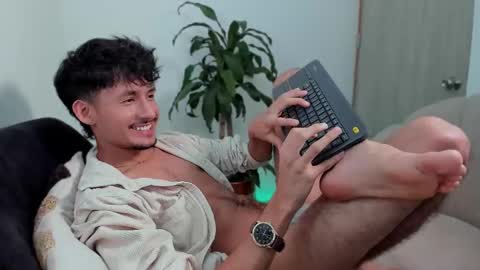Snapshot of dimitri_targaryen chatting on 02.21.25 Fabian online show from 02.21.25