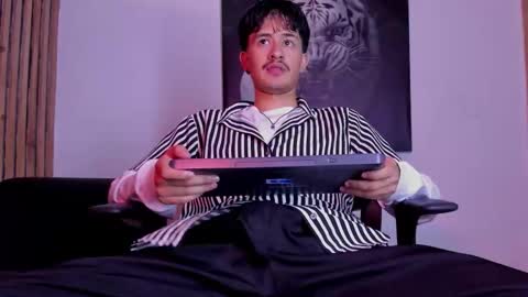 Dimitri online show from 09.10.25