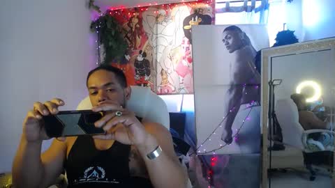 Snapshot of dimitry_muscle chatting on 12.10.24 dimitry kyle mucle online show from 12.10.24
