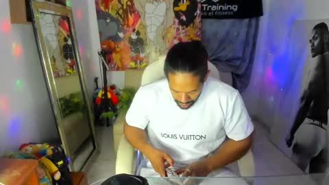 Snapshot of dimitry_muscle chatting on 10.03.25 dimitry kyle mucle online show from 10.03.25