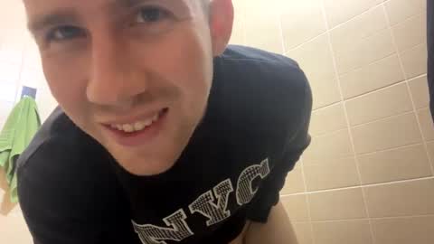 Snapshot of dimyanworld000 chatting on 12.11.24 D V online show from 12.11.24