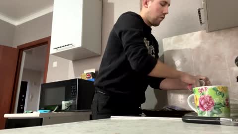 Snapshot of dimyanworld000 chatting on 01.04.25 D V online show from 01.04.25