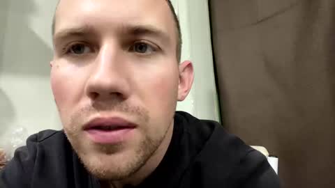 Snapshot of dimyanworld000 chatting on 01.04.25 D V online show from 01.04.25