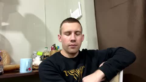 Snapshot of dimyanworld000 chatting on 01.06.25 D V online show from 01.06.25