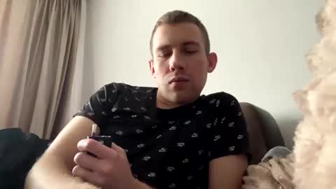 Snapshot of dimyanworld000 chatting on 01.19.25 D V online show from 01.19.25