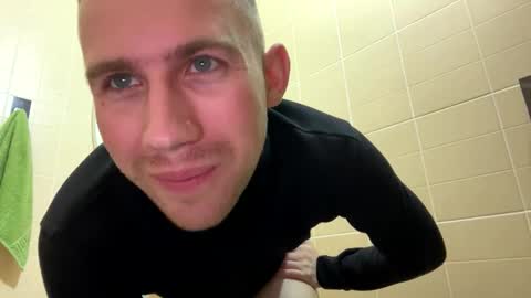 Snapshot of dimyanworld000 chatting on 01.29.25 D V online show from 01.29.25