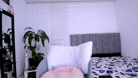 DINA online show from 01.08.25