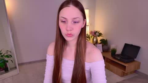 Dina online show from 04.22.26