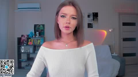 Jessie online show from 04.10.26