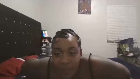 Snapshot of dingogotti chatting on 09.21.25 ThiccqueetGotti online show from 09.21.25