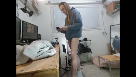 Snapshot of dinkdork094 chatting on 02.04.26 Dinkdork just having a good time online show from 02.04.26