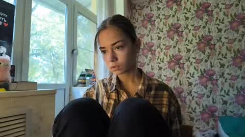 dinorahmroczkowski online show from 09.09.25