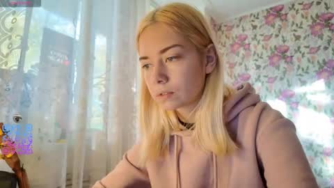 dinorahmroczkowski online show from 10.01.25