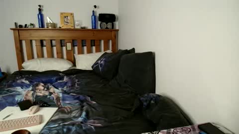 Snapshot of dion704321 chatting on 03.28.26 Busty7Deez online show from 03.28.26