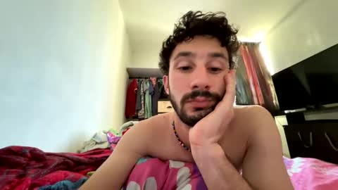 Henry online show from 01.12.25