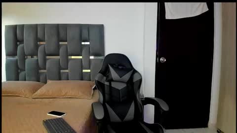 dionyxx online show from 10.26.25