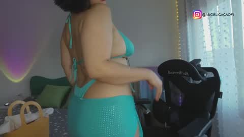 Snapshot of diosa_cadenas chatting on 05.27.26 Anglica A online show from 05.27.26