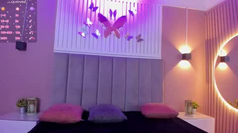 Cristal  online show from 02.02.25