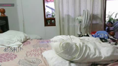 Cristal Independent model online show from 04.05.26