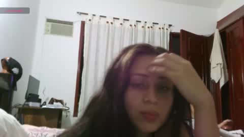 Cristal Independent model online show from 04.07.26