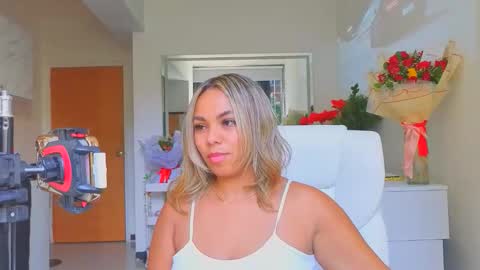 diosadeluniverso_ online show from 02.23.26