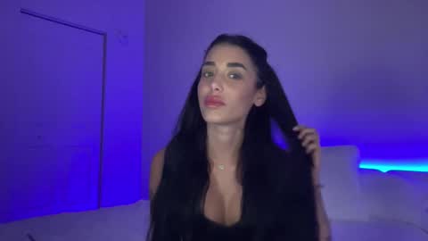 Diriany Isabel online show from 11.03.25