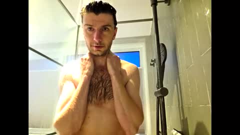 Snapshot of dirkbig23cm chatting on 12.23.25 Dirk online show from 12.23.25