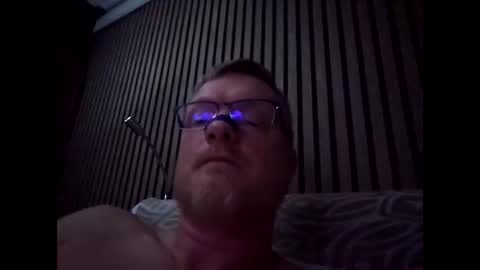 dirkkie1975 online show from 04.04.26