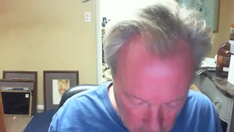 Snapshot of dirkpitt223 chatting on 11.17.25 DirtkPitt Fun guy working online show from 11.17.25