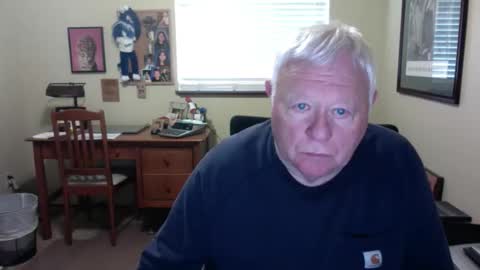 Snapshot of dirtrider195080438 chatting on 04.20.26 dirtrider195080438 online show from 04.20.26