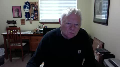 Snapshot of dirtrider195080438 chatting on 05.18.26 dirtrider195080438 online show from 05.18.26