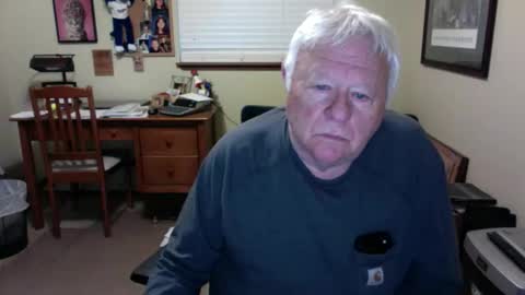 Snapshot of dirtrider195080438 chatting on 05.20.26 dirtrider195080438 online show from 05.20.26
