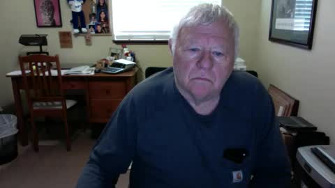 Snapshot of dirtrider195080438 chatting on 05.20.26 dirtrider195080438 online show from 05.20.26
