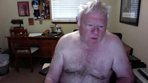 Snapshot of dirtrider195080438 chatting on 06.06.26 dirtrider195080438 online show from 06.06.26
