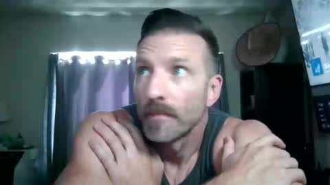 Snapshot of dirty_birdy_ chatting on 04.14.26 dirty_birdy_ online show from 04.14.26