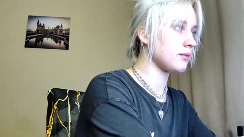 Snapshot of dirty_kiss69 chatting on 10.14.25 Dirty Kiss69 online show from 10.14.25
