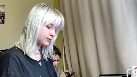 Dirty Kiss69 online show from 10.25.25