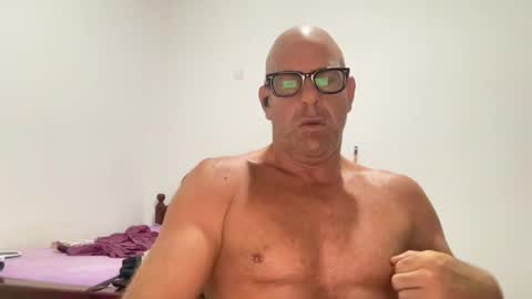 Snapshot of dirtydanlondon chatting on 02.25.26 Dirtydanlondon online show from 02.25.26