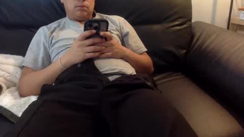 Snapshot of dirtydannyg chatting on 12.21.24 DirtyDanny online show from 12.21.24