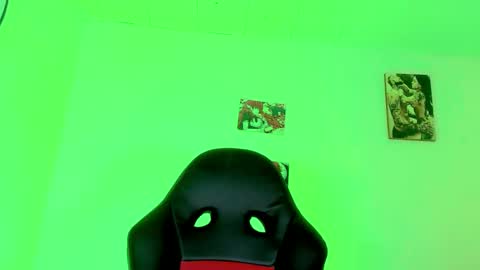 Snapshot of dirtygamesnaomy chatting on 09.26.25 Naomy online show from 09.26.25