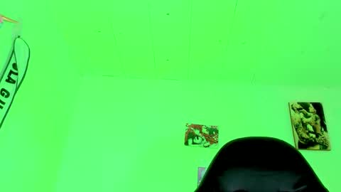 Snapshot of dirtygamesnaomy chatting on 09.30.25 Naomy online show from 09.30.25