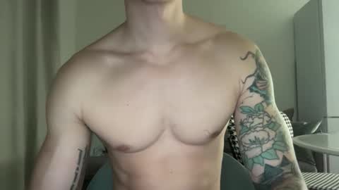 Snapshot of dirtyprettyboi chatting on 11.23.25 buy tokens with link online show from 11.23.25