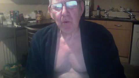 Snapshot of discovery63 chatting on 12.28.24 discovery63 online show from 12.28.24