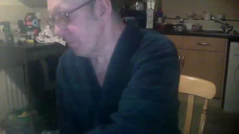 Snapshot of discovery63 chatting on 01.04.25 discovery63 online show from 01.04.25