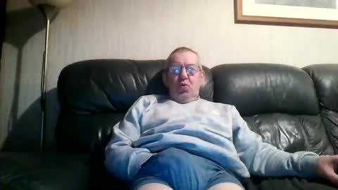 Snapshot of discovery63 chatting on 01.09.25 discovery63 online show from 01.09.25