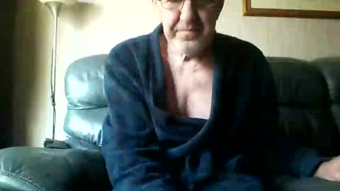 Snapshot of discovery63 chatting on 02.18.25 discovery63 online show from 02.18.25