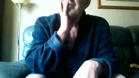 Snapshot of discovery63 chatting on 03.02.25 discovery63 online show from 03.02.25